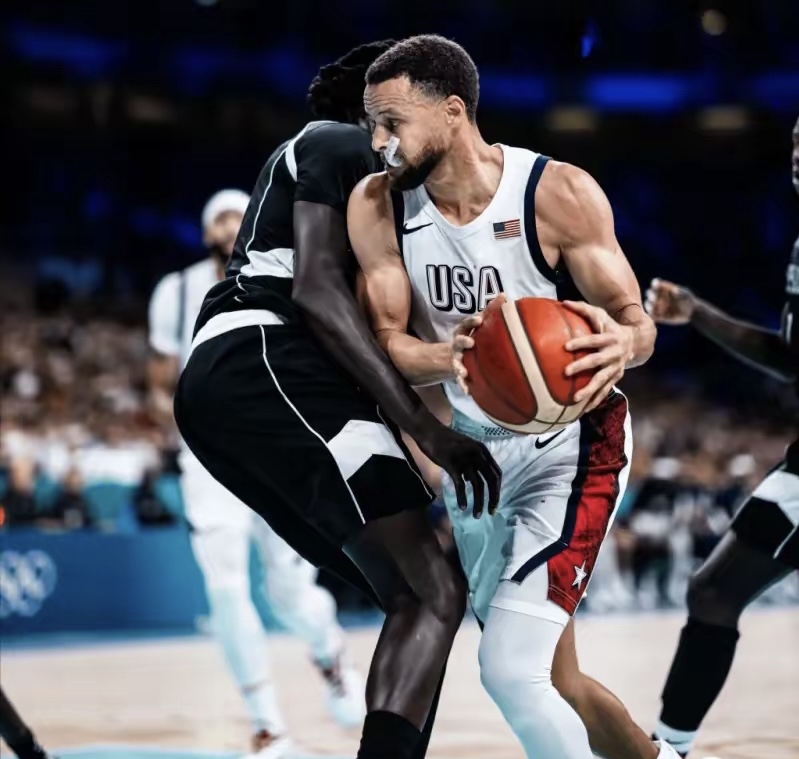 NBA季后赛赛程吃紧；拉齐奥关键时刻完成体检；气氛紧张；身体对抗强度拉满的简单介绍-问鼎体育入口